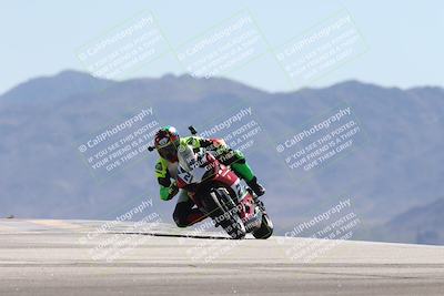 media/Oct-13-2025-Moto Forza (Mon) [[a66d839500]]/3-B Group/Session 4 (Turn 9)/